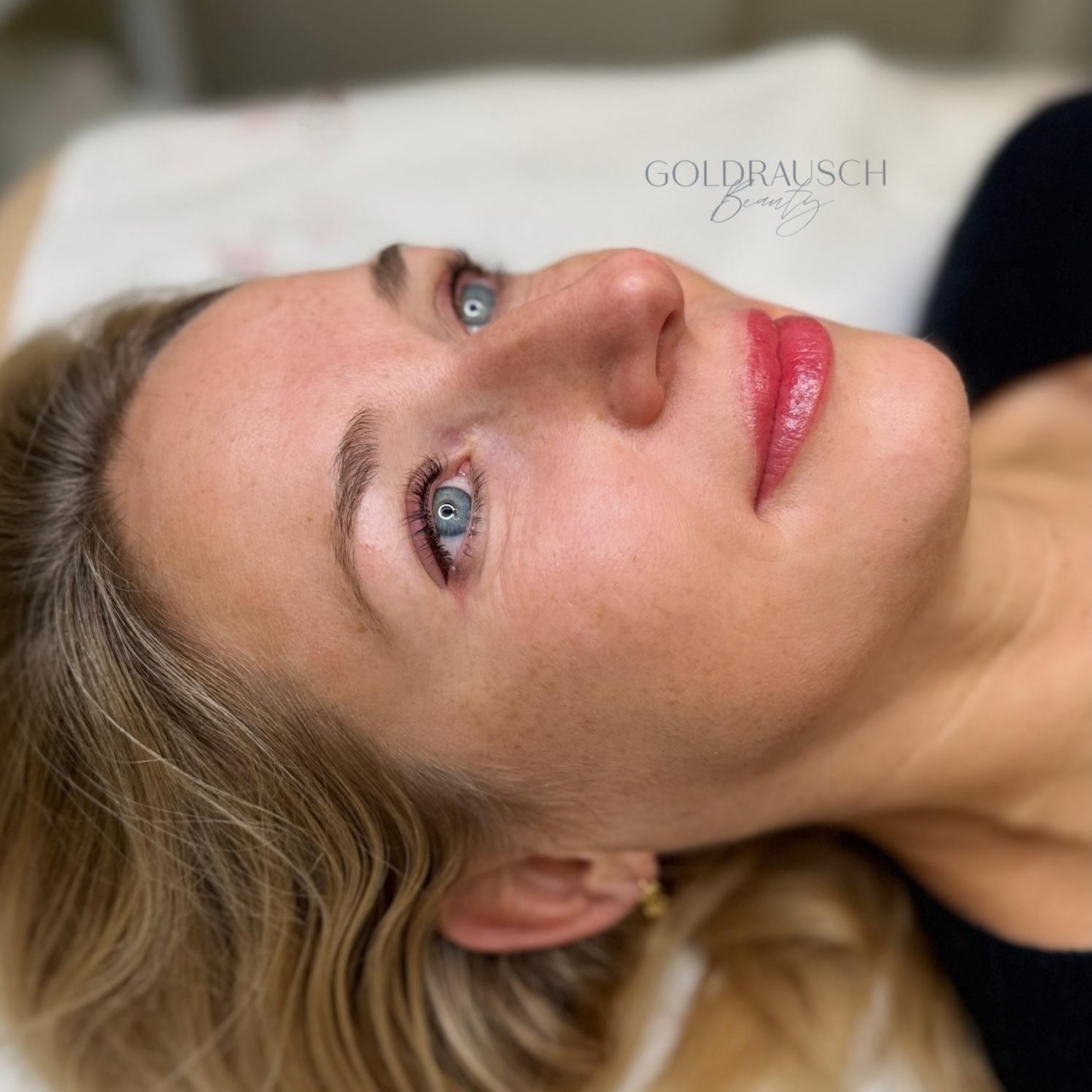 Goldrausch-Beauty-Referenzen_09